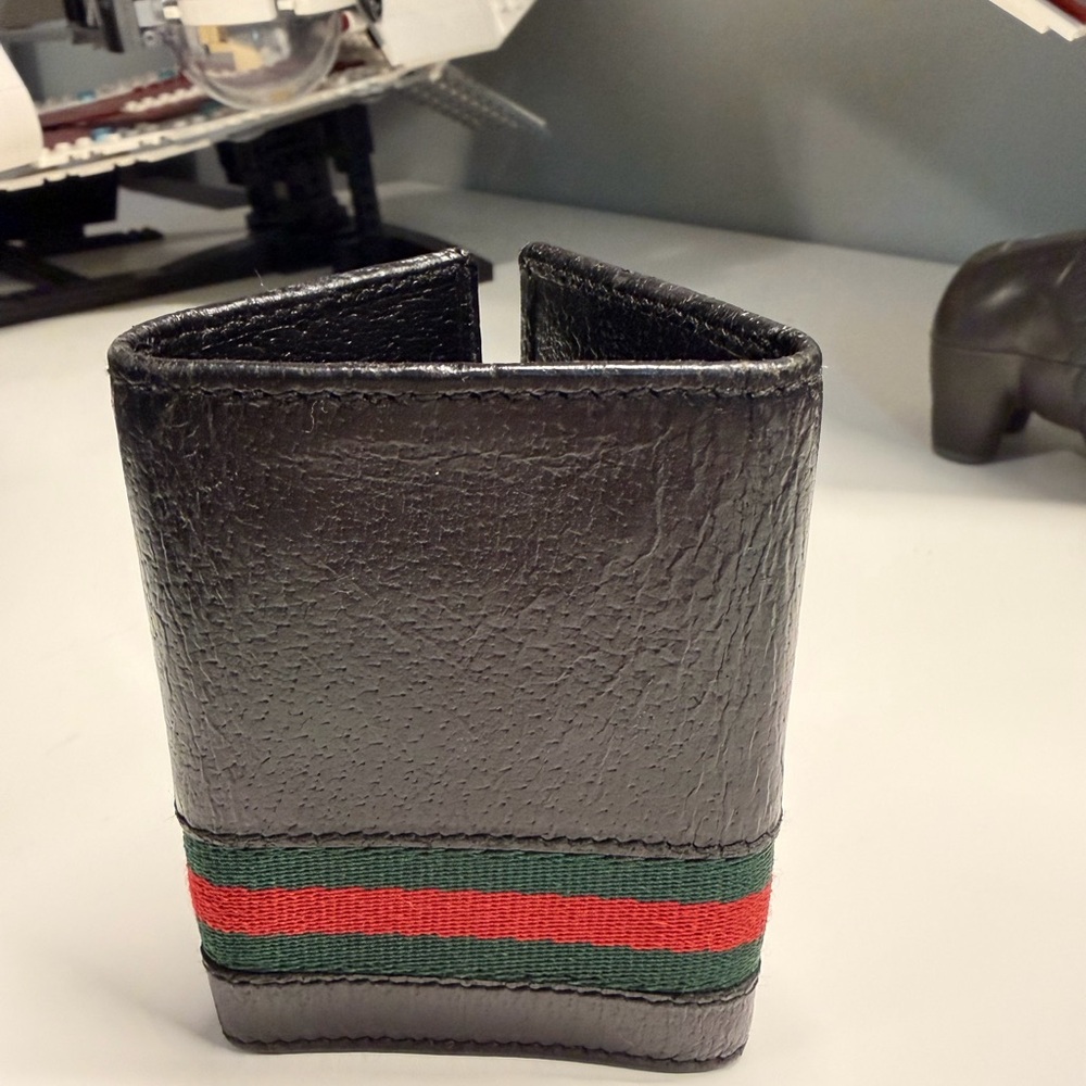 Gucci Black Leather Key Holder with Green and Red Web Stripe - Picture 2 of 7